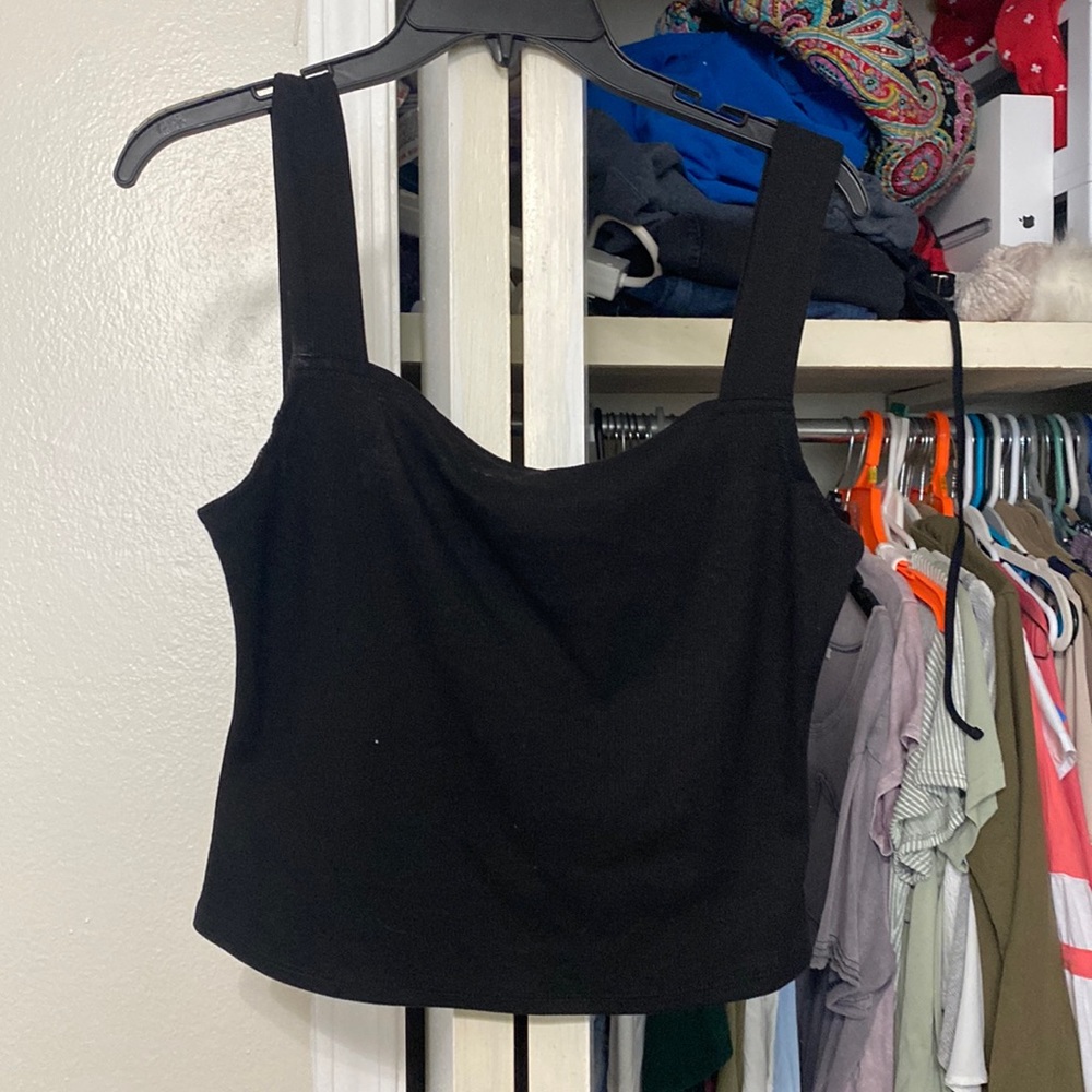 Black crop top